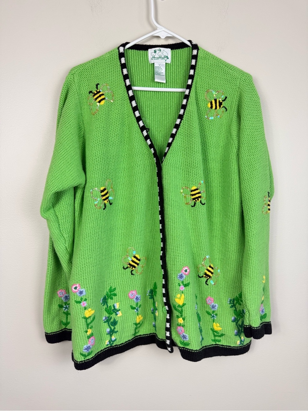 Vintage Sweater Large Green Flower Bee Sequins Embroidered Cardigan Cottage Top